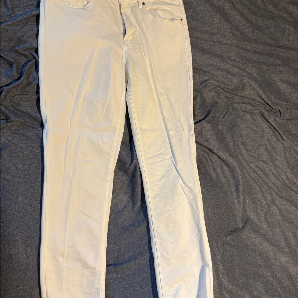 Perry Ellis Men’s White Slim Fit Jeans